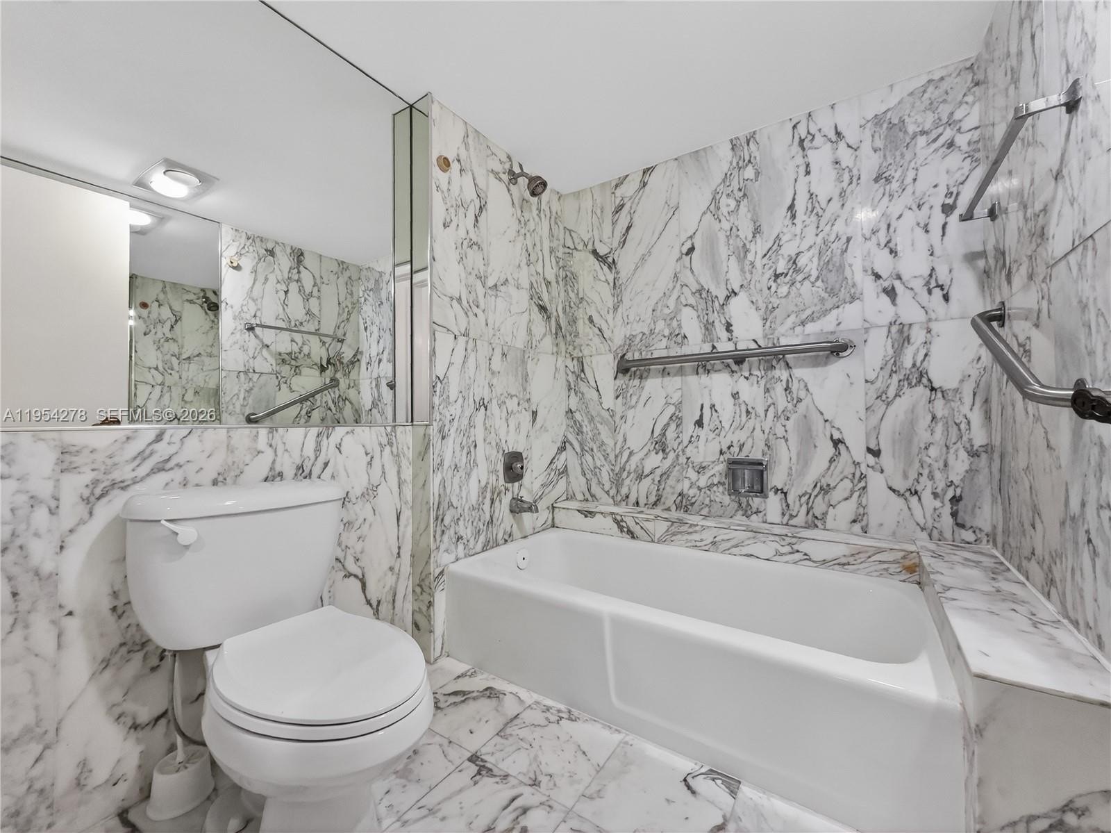 Condo 1BR 2BA - 5000 N Ocean Blvd, Lauderdale By The Sea, FL