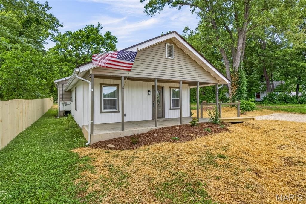 Single Family 3BR 2BA - 703 W Main Street, Bismarck, MO
