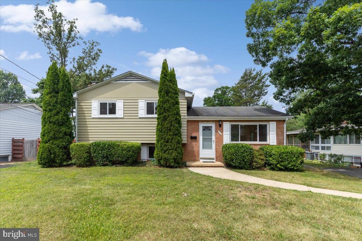 Single Family 3BR 2BA - 2510 N SHELLEY ST, ALEXANDRIA, VA