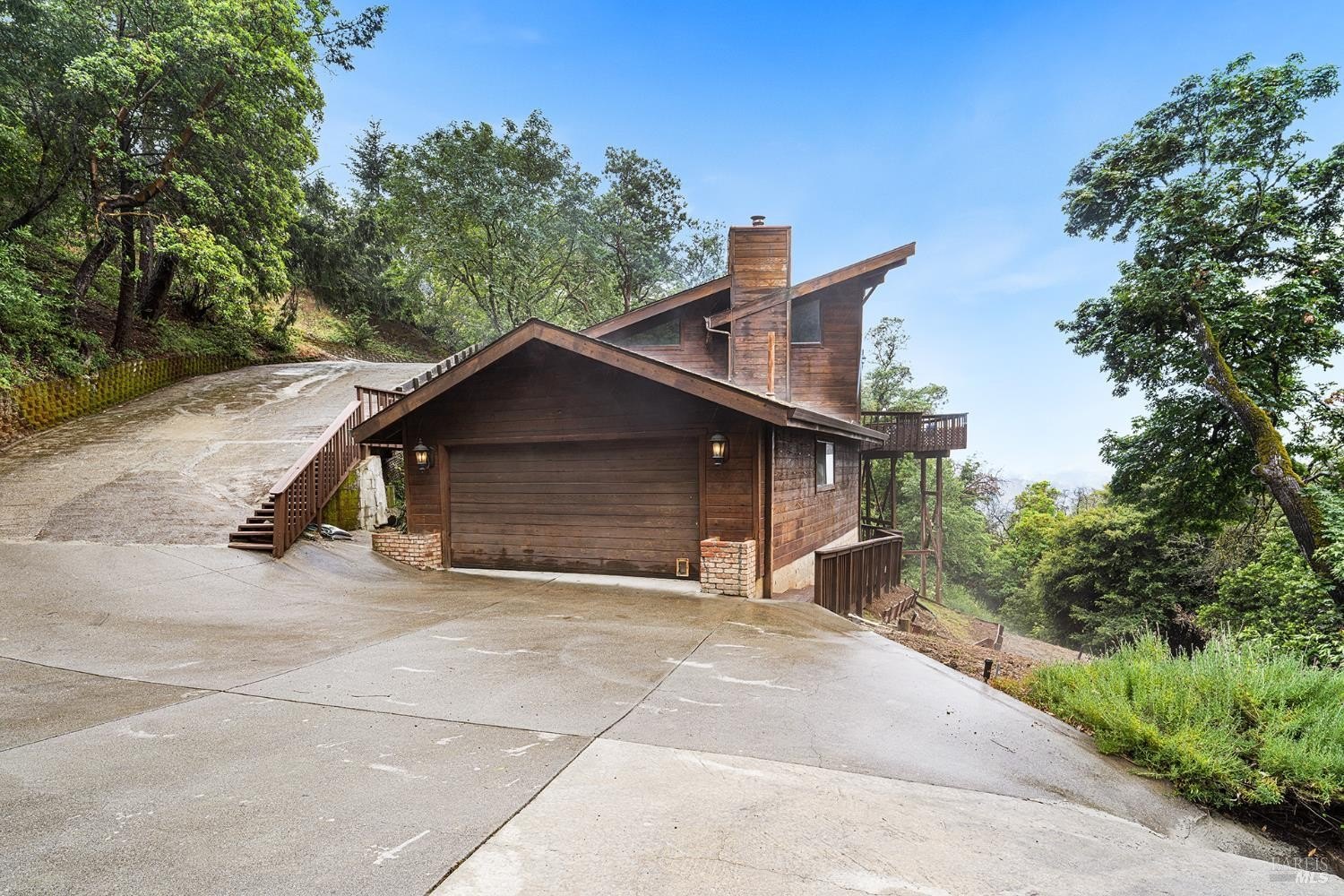 Single Family 3BR 3BA - 22540 Hutchinson Road, Los Gatos, CA