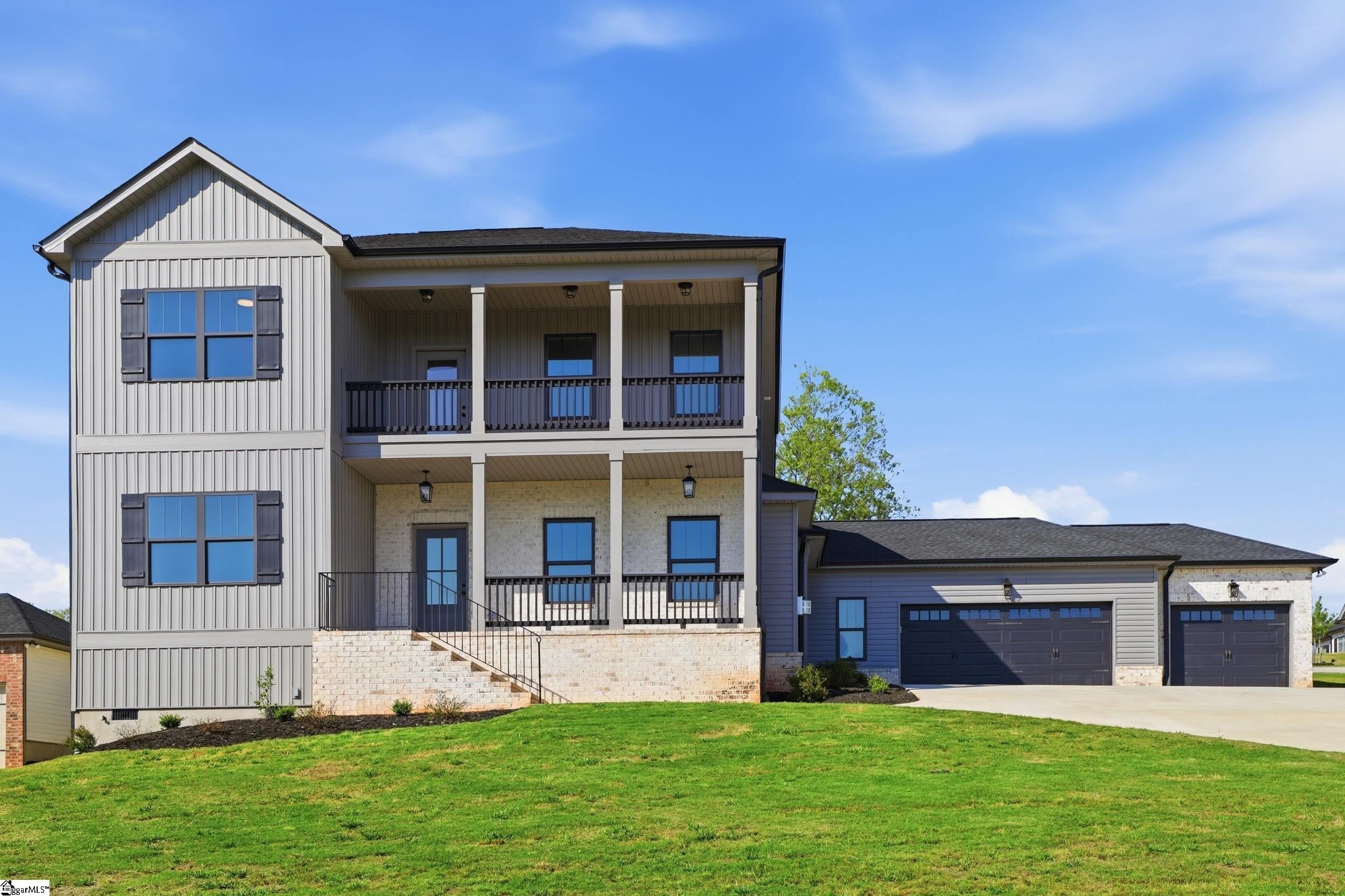 Single Family 4BR 4BA - 176 Mimosa Road, Inman, SC