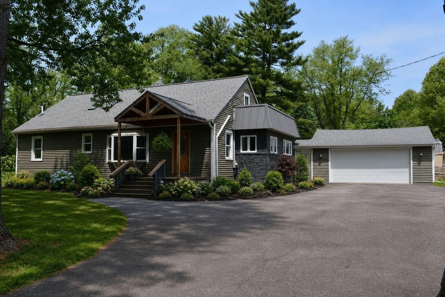 Single Family 3BR 2BA - 9000 County Farm Road, Parma, MI