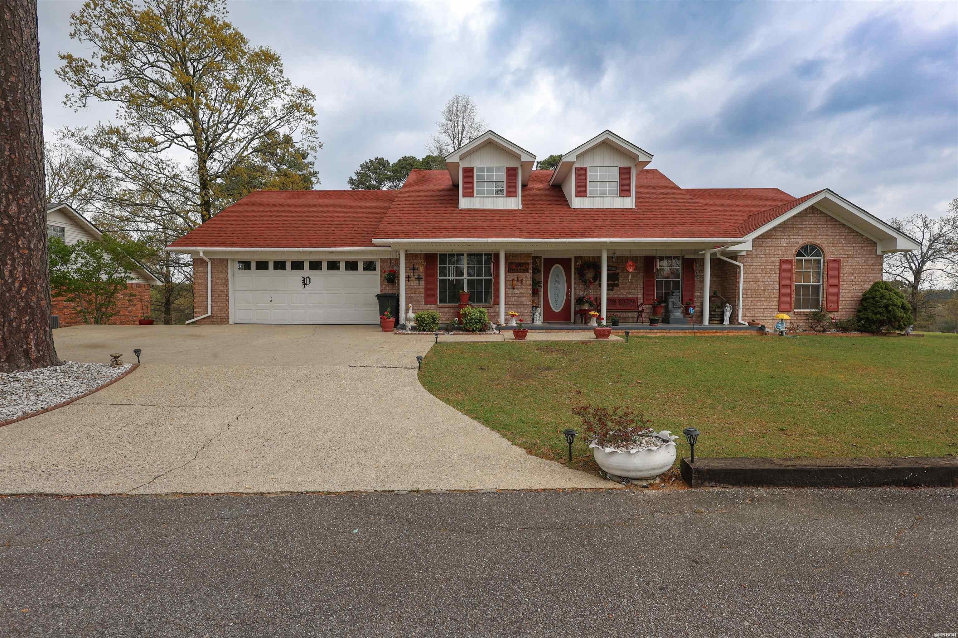 Single Family 3BR 3BA - 228 PERRY Street, Glenwood, AR