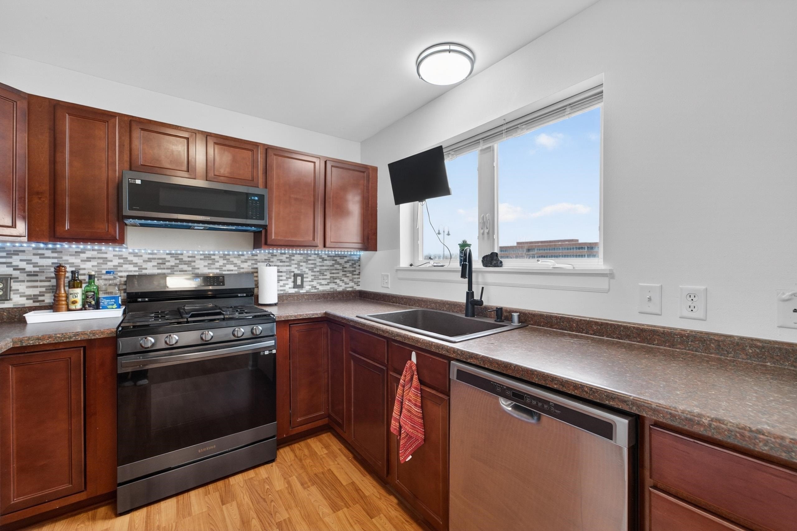 Single Family 3BR 2BA - 1813 Conservation Place, Madison, WI