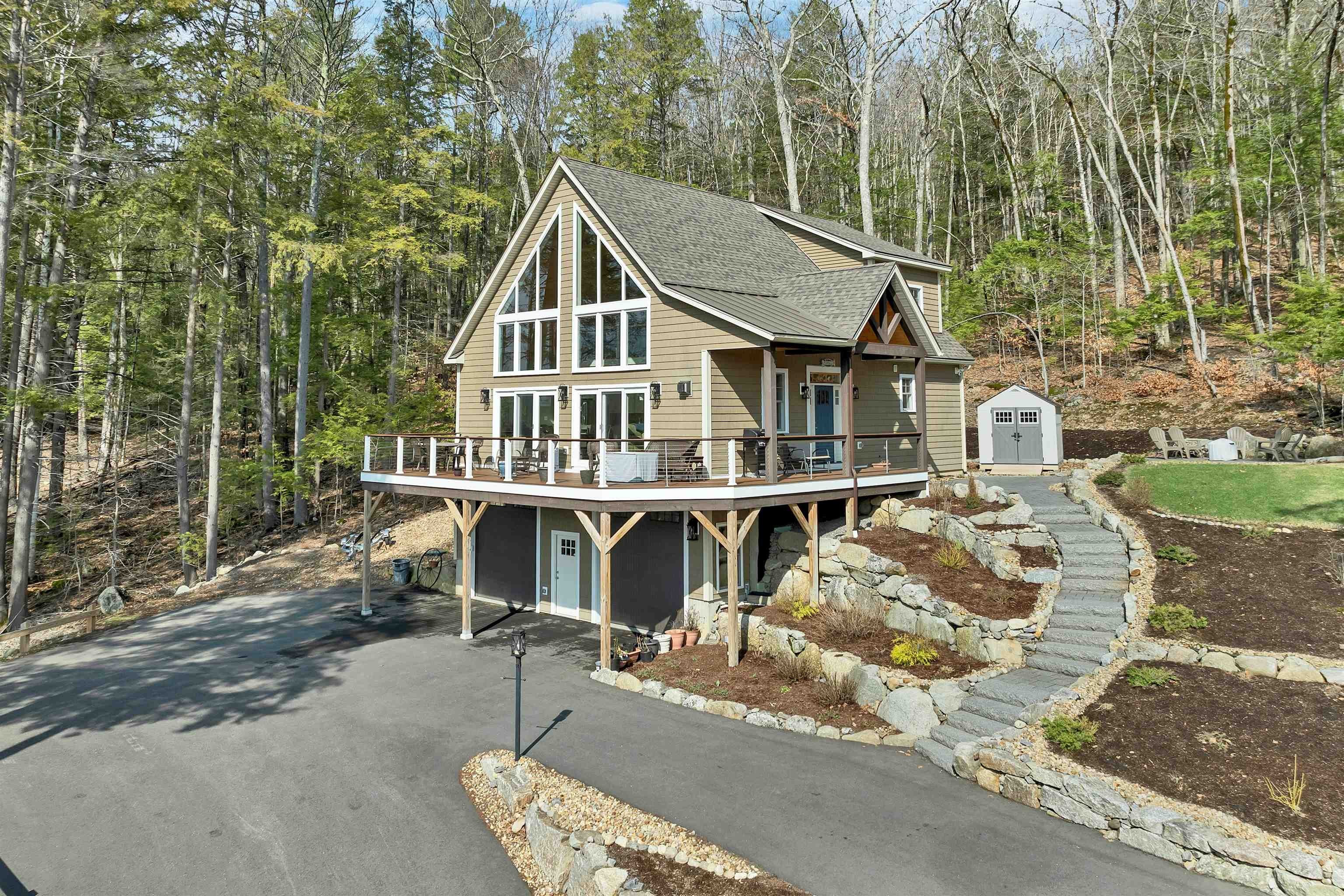 Single Family 3BR 4BA - 82 Pinnacle Park Road, Meredith, NH