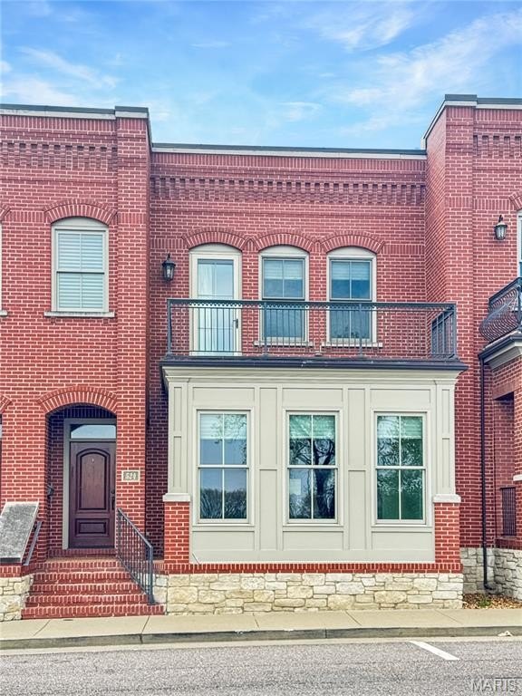 Single Family 3BR 3BA - 524 W Front Street, Washington, MO
