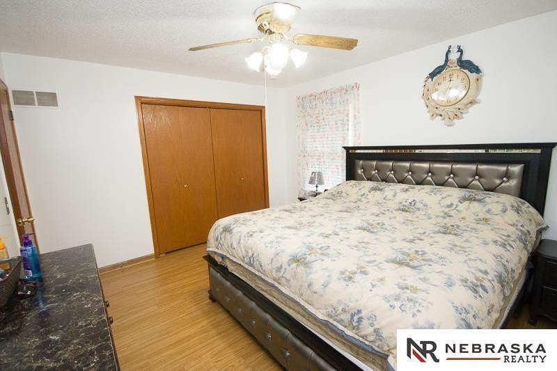 Single Family 5BR 2BA - 2808 NW 7th Street, Lincoln, NE