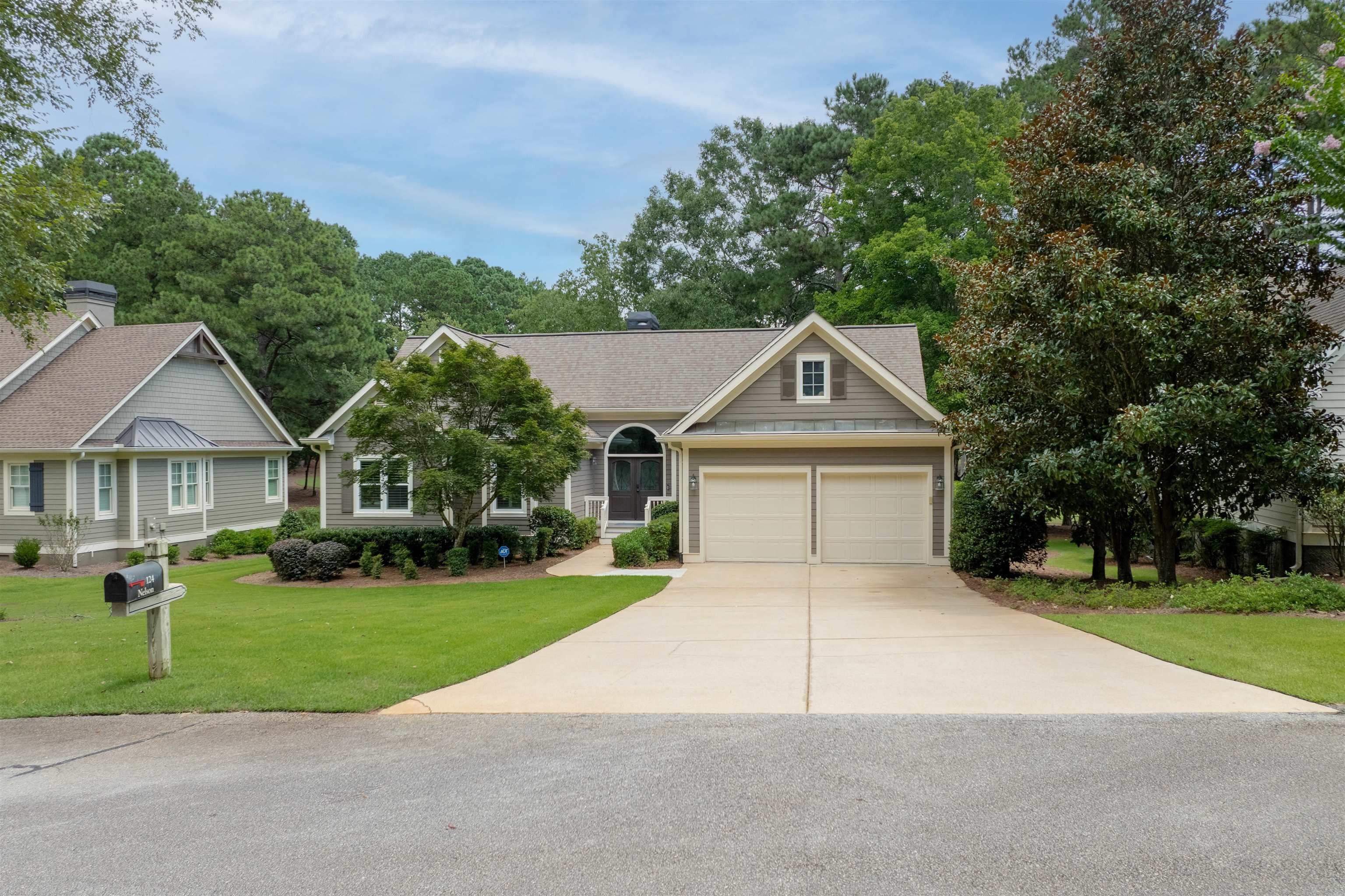Single Family 3BR 2BA - 124 OAKTON NORTH, Eatonton, GA