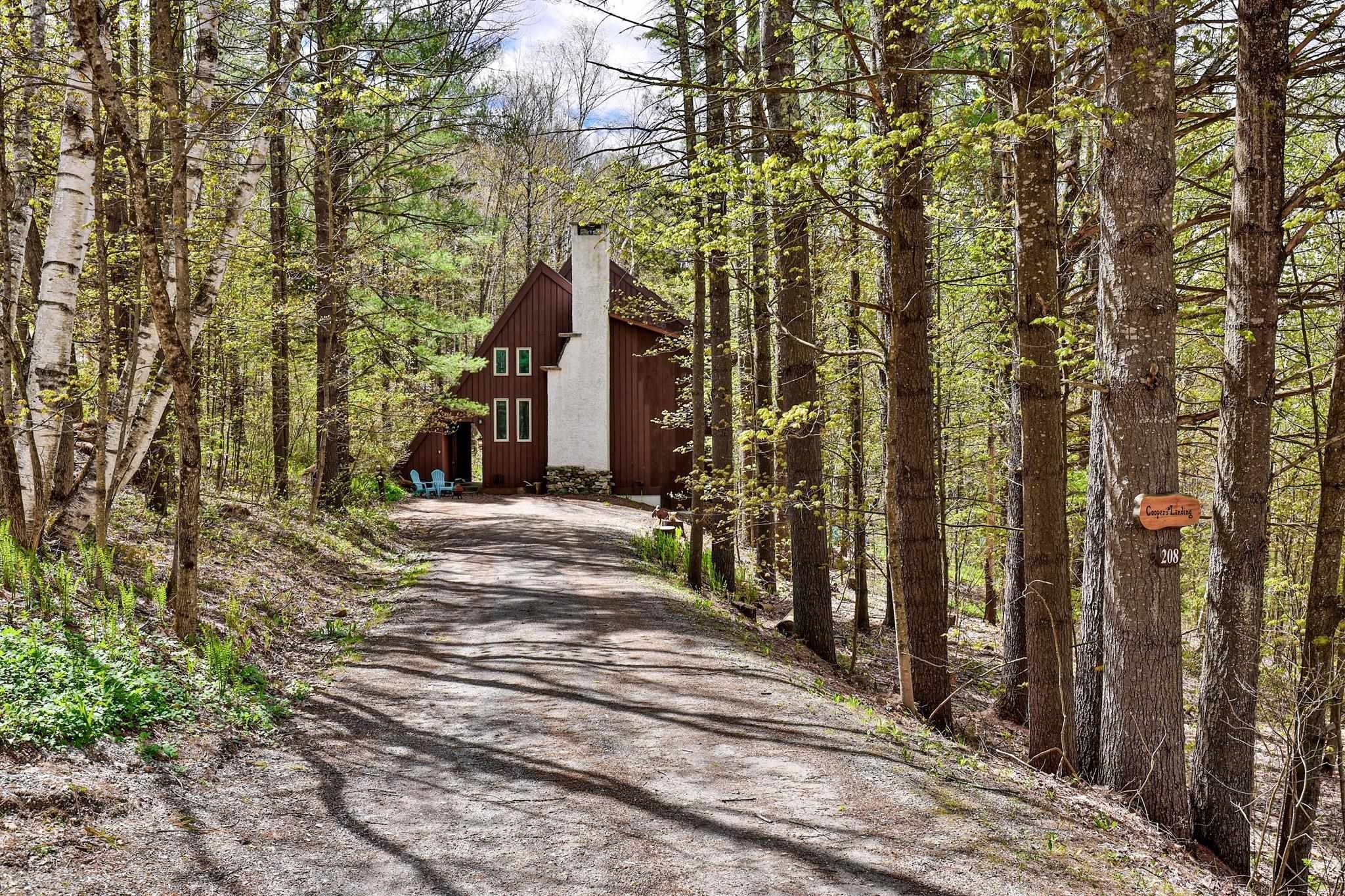 Single Family 3BR 2BA - 208 Great Hawk Road, Rochester, VT