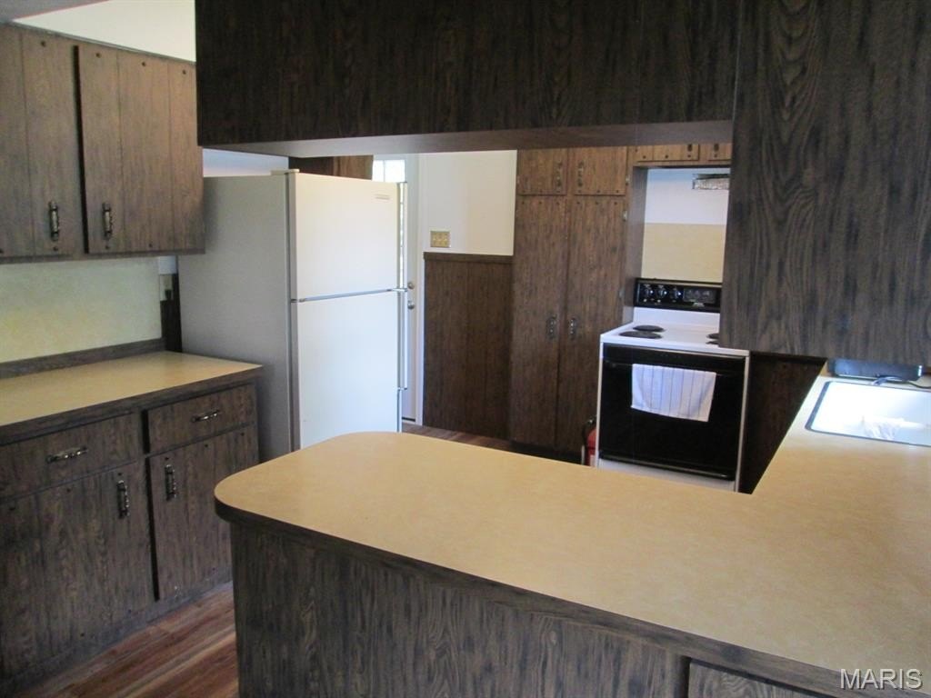 Single Family 3BR 2BA - 410 S Oak Street, Union, MO