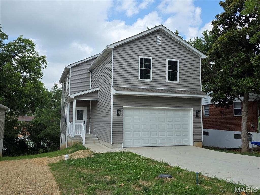 Single Family 4BR 3BA - 10107 Niblic Drive, Overland, MO