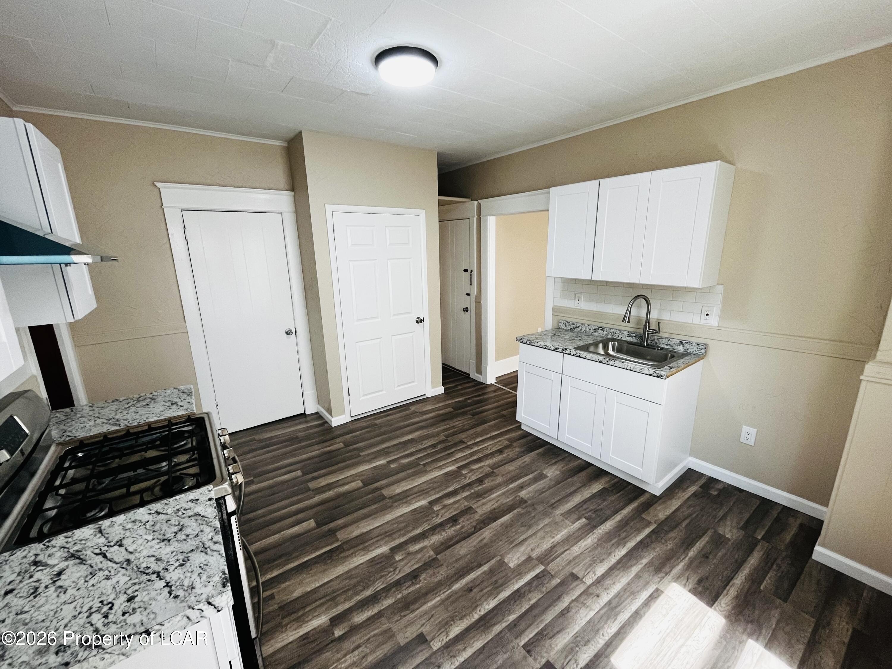 Single Family 4BR 2BA - 265 Poplar Street, Wilkes-Barre, PA