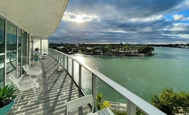 Condo 3BR 4BA - 6620 Indian Creek Dr, Miami  Beach, FL