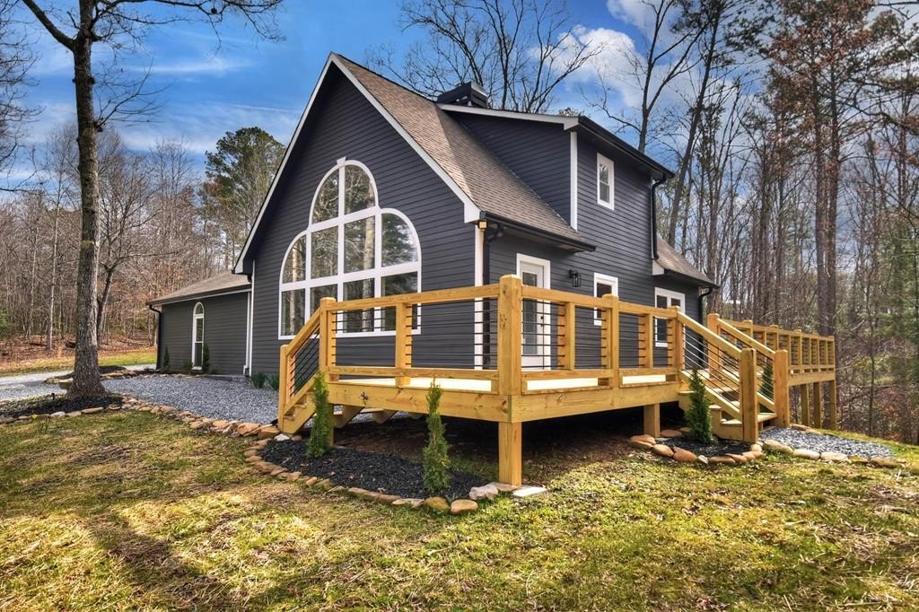 Single Family 2BR 3BA - 772 Heritage Way, Ellijay, GA