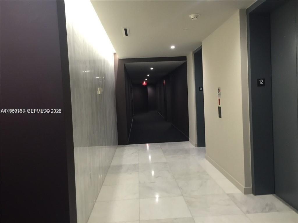 Condo 2BR 3BA - 68 SE 6th St, Miami, FL