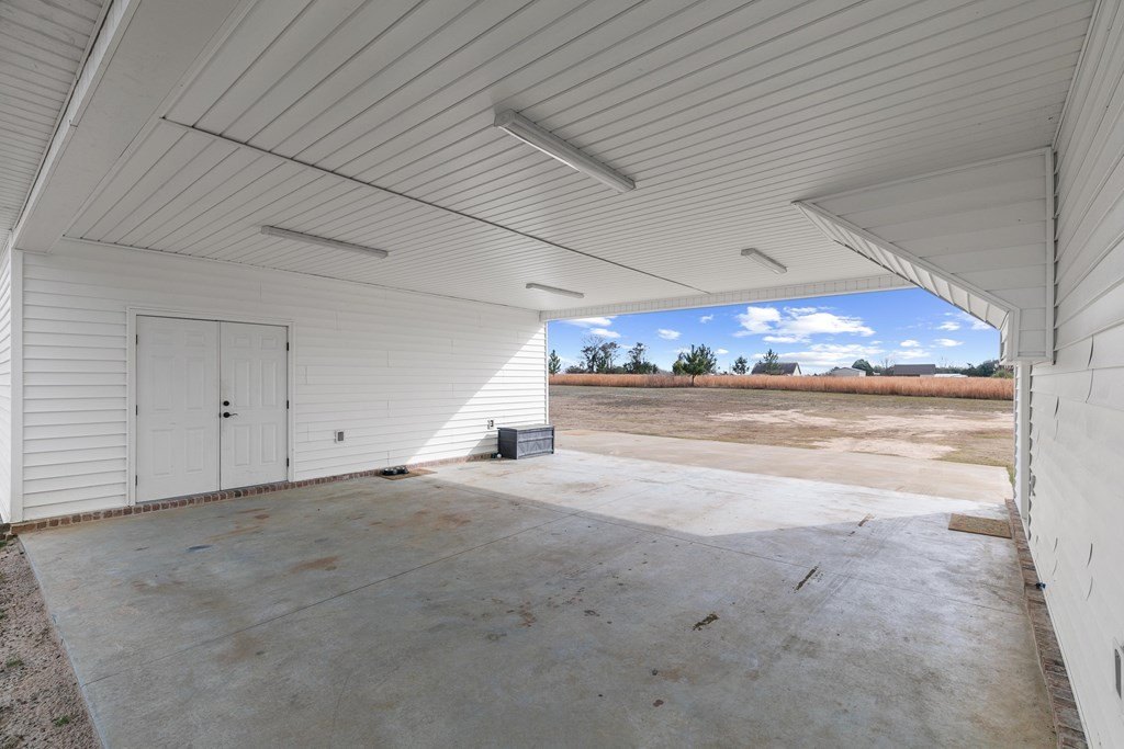 Single Family 5BR 5BA - 527 Sasser Rd, Dothan, AL