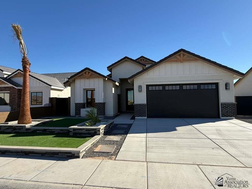 Single Family 3BR 2BA - 10791 E 46 PL, Yuma, AZ