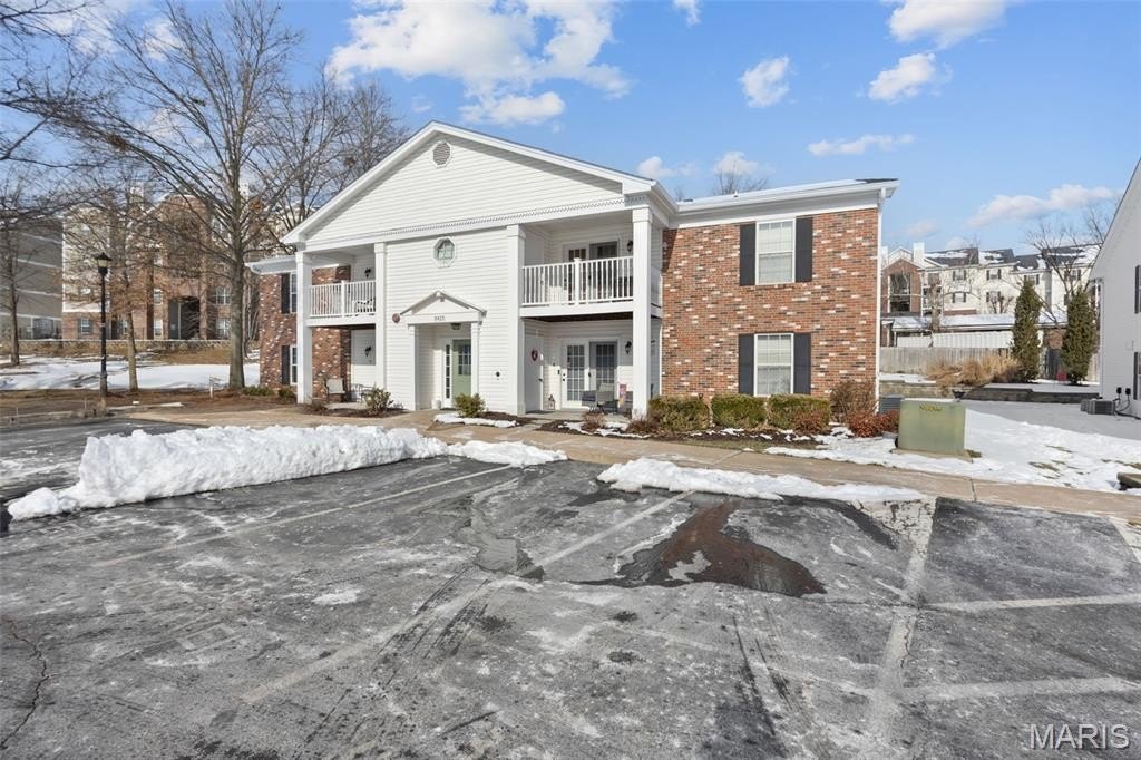 Condo 2BR 2BA - 3425 Country Stone Manor Drive, Valley Park, MO