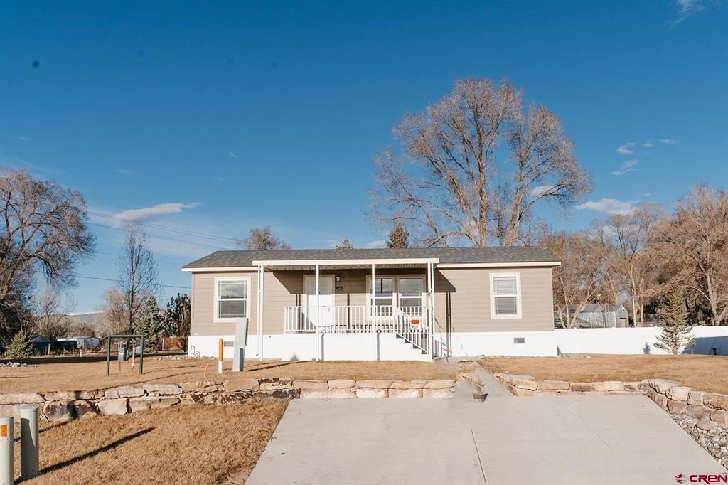 Single Family 3BR 2BA - 62650 LaSalle Road, Montrose, CO