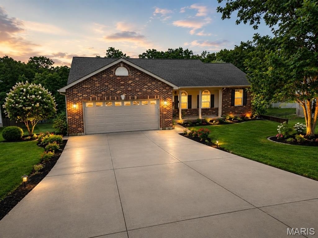 Single Family 3BR 2BA - 217 Scenic Hills Drive, De Soto, MO
