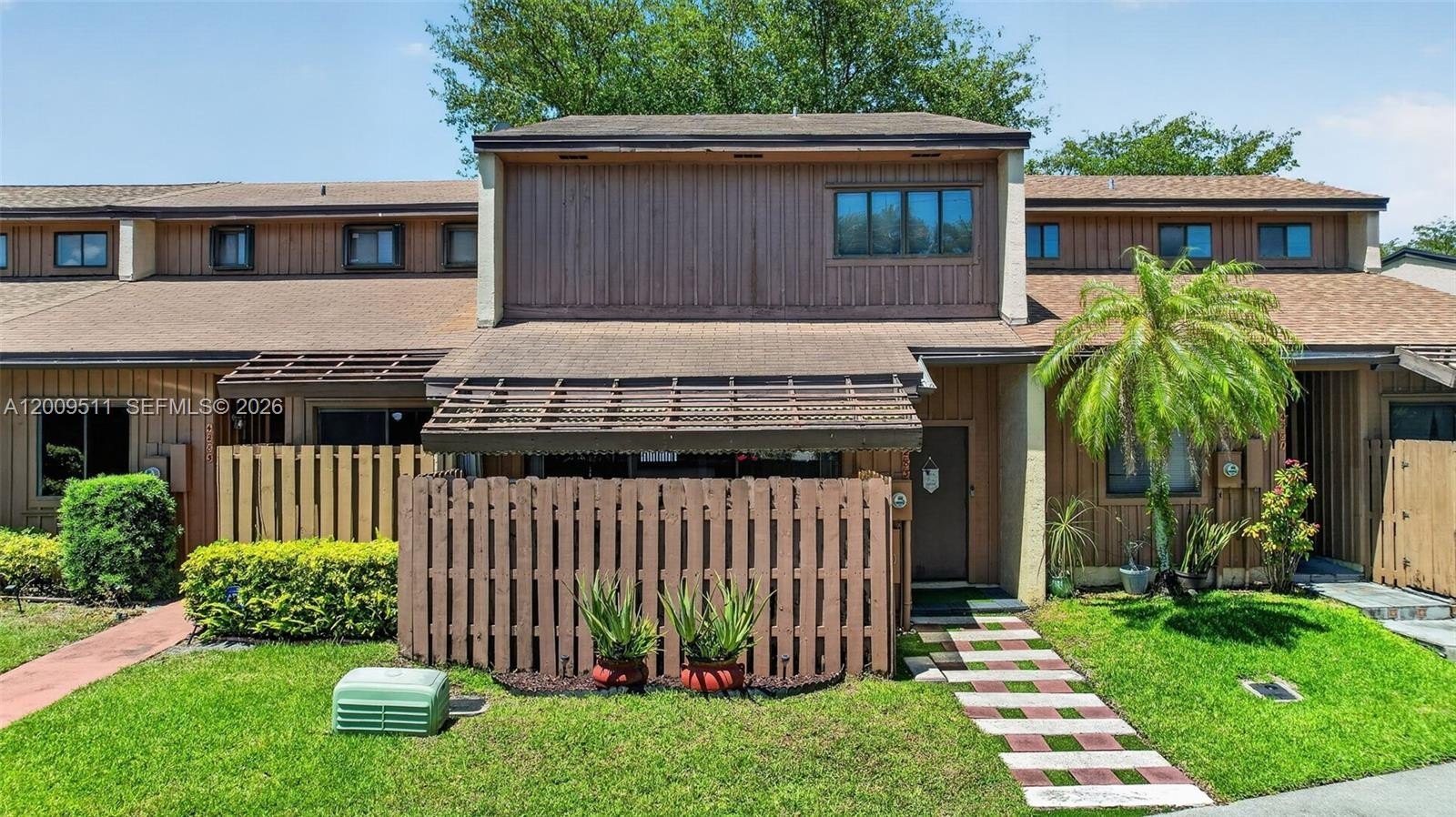 Single Family 3BR 2BA - 4283 S Pine Island Rd, Davie, FL