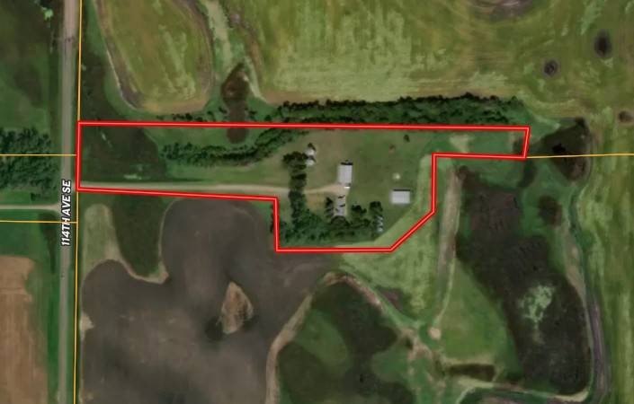 Plots and Land 4BR 2BA - 550 CR 19, Cooperstown, ND