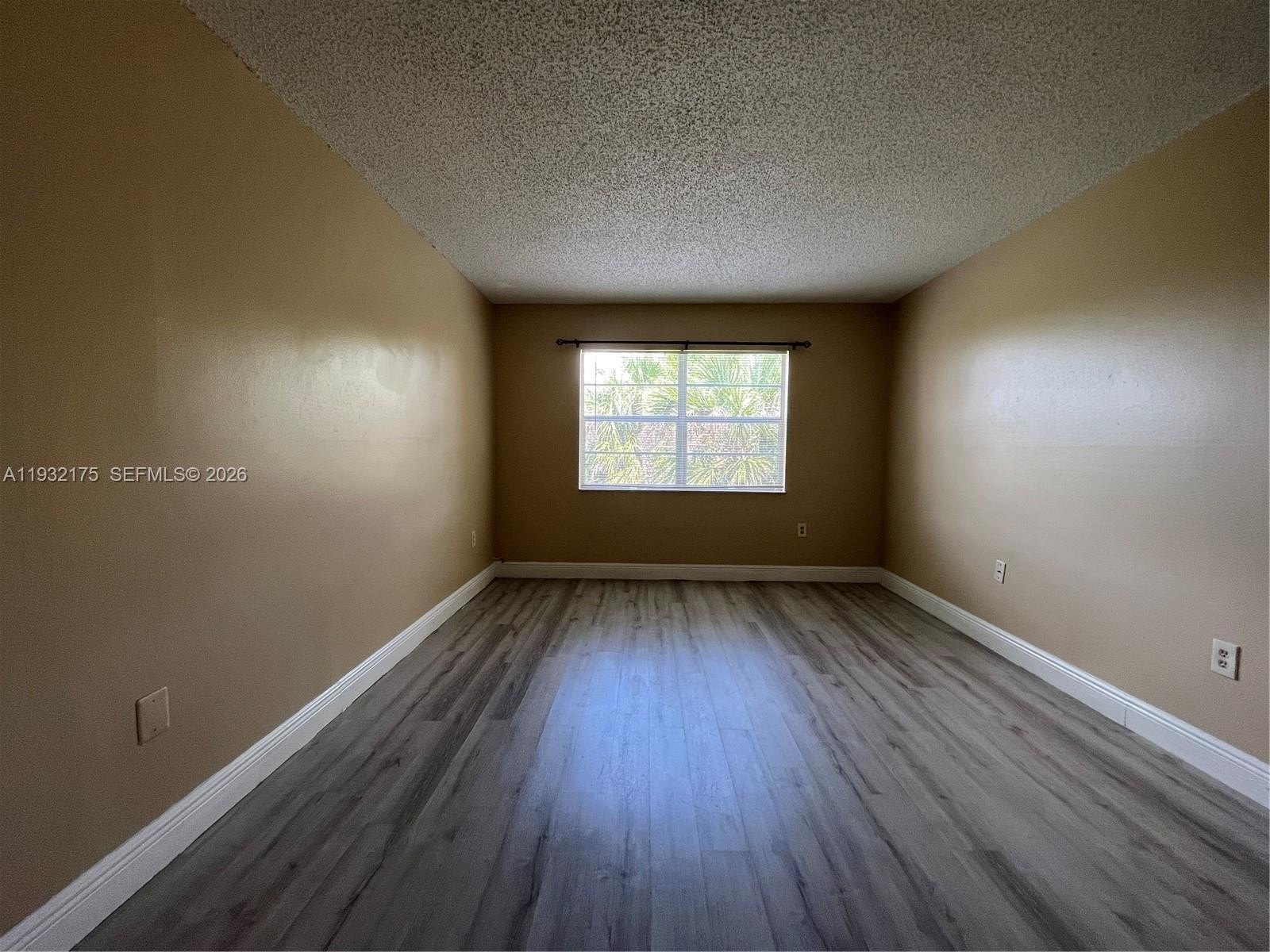 Condo 1BR 2BA - 4324 NW 9th Ave, Deerfield Beach, FL