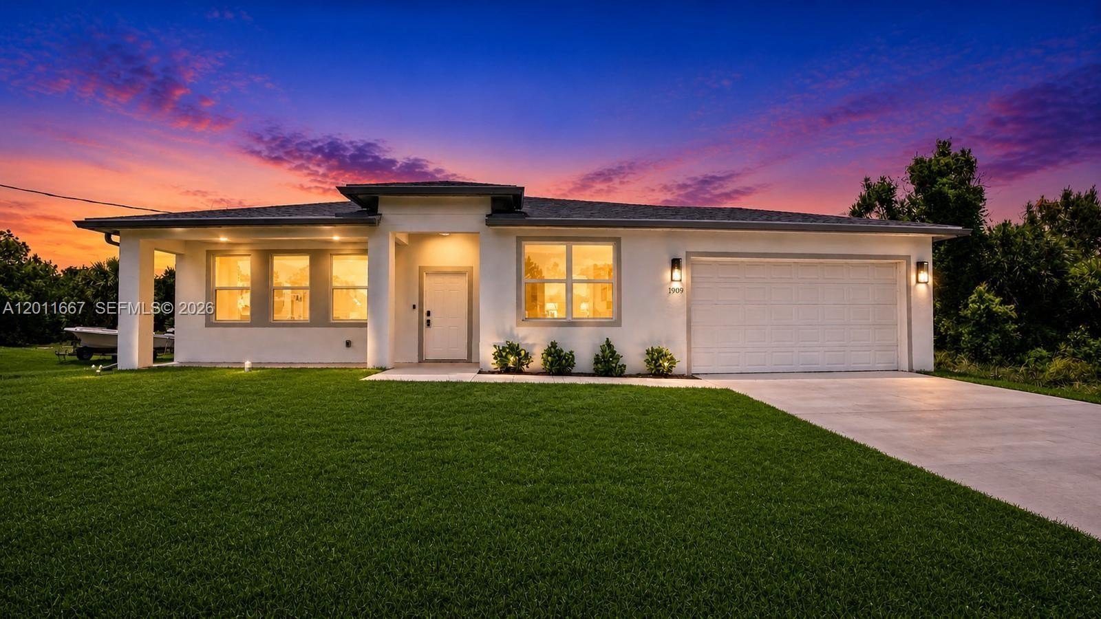 Single Family 3BR 2BA - 1909 Moore Ave, Lehigh Acres, FL