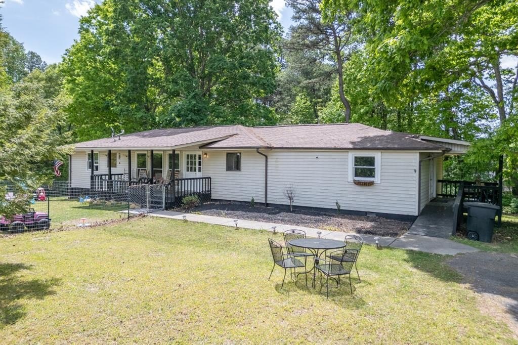 Single Family 3BR 3BA - 99 Copperhead Road, Blairsville, GA