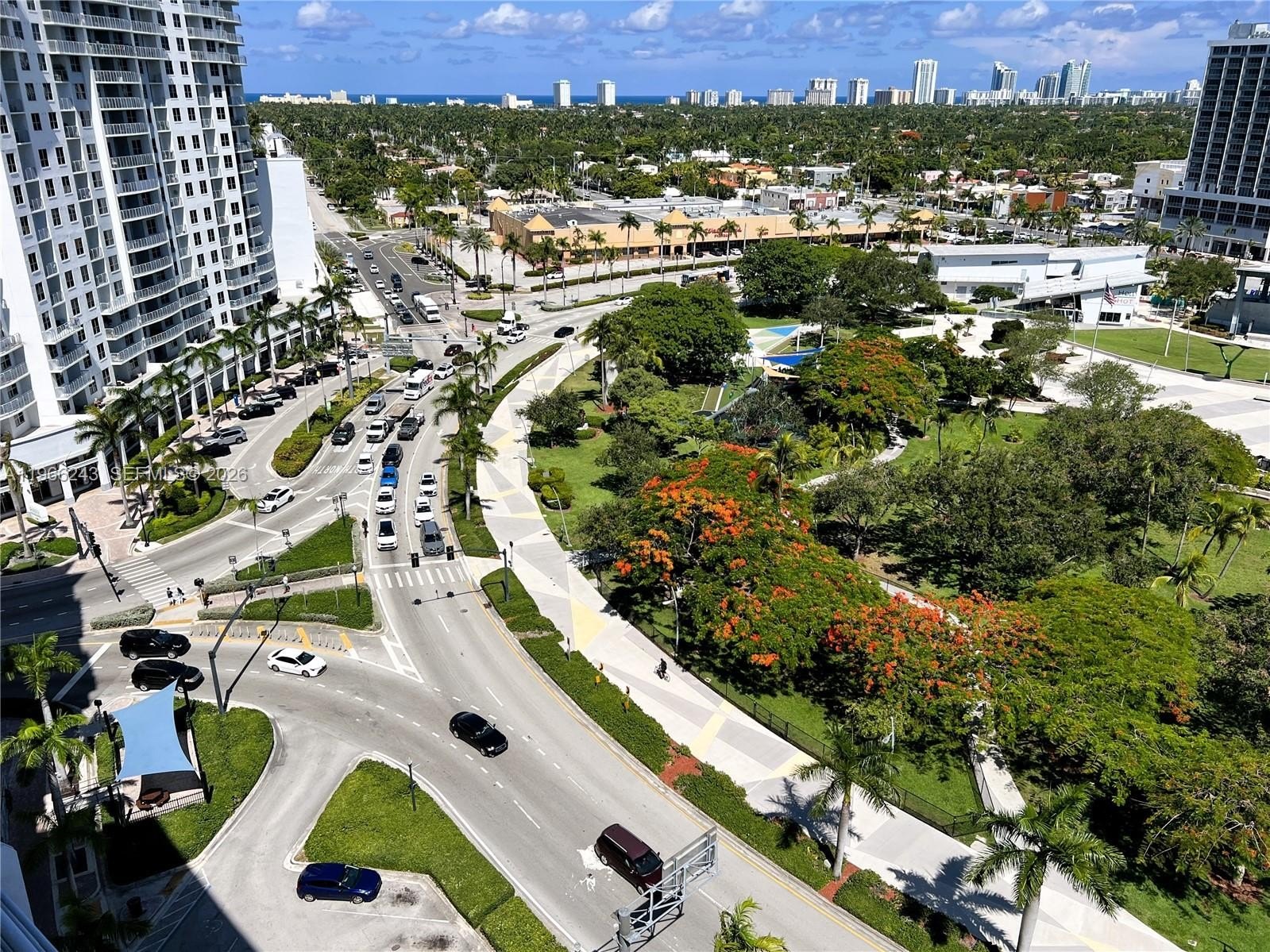 Condo 2BR 2BA - 1830 Radius Dr, Hollywood, FL