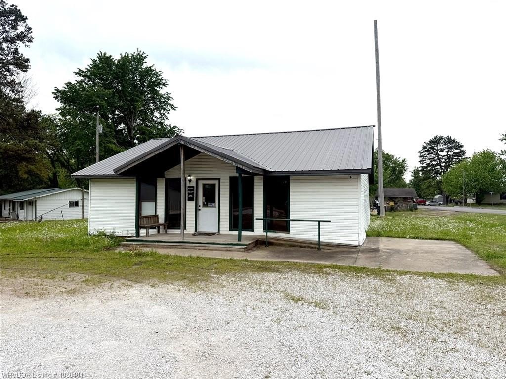 Other 1BR 2BA - 601 E Schley ST, Vian, OK