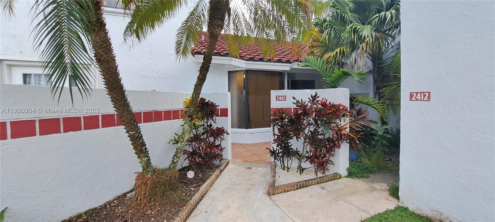 Single Family 3BR 2BA - 2410 San Remo Cir, Homestead, FL