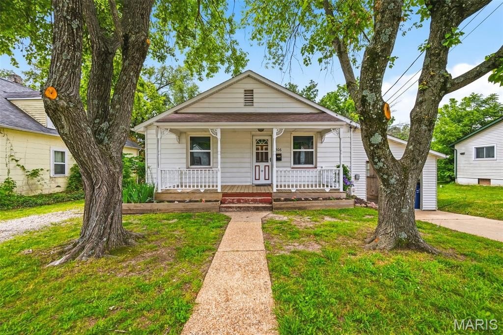 Single Family 2BR 1BA - 506 E Park Avenue, Union, MO
