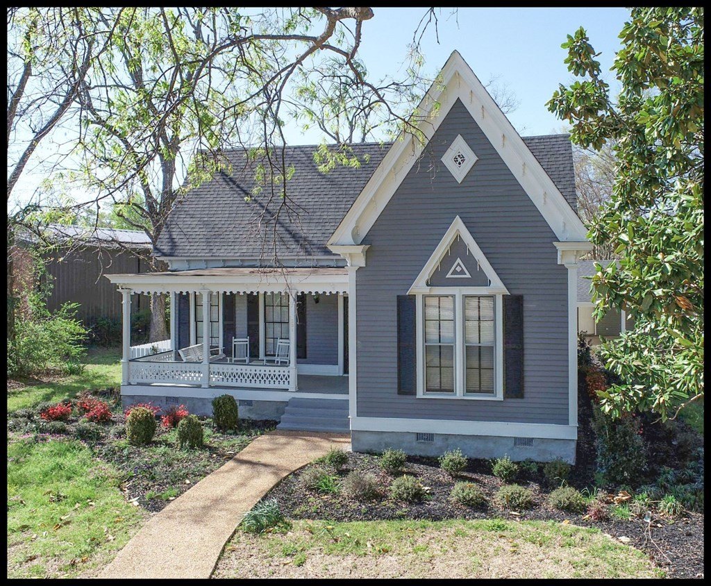 Single Family 3BR 2BA - 201 Boothe Street, Batesville, MS