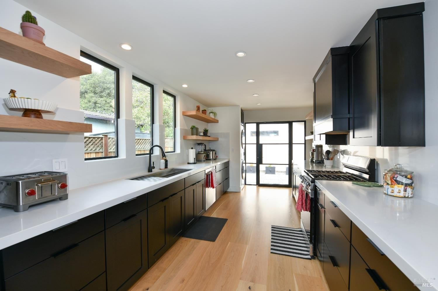 Single Family 3BR 2BA - 2470 W Pueblo Avenue, Napa, CA