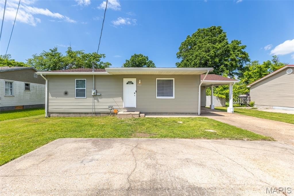 Single Family 3BR 1BA - 2013 Arkansas Avenue, Poplar Bluff, MO