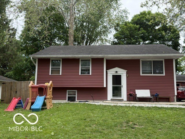 Single Family 4BR 2BA - 971 Rolling Hill Road, Greenwood, IN