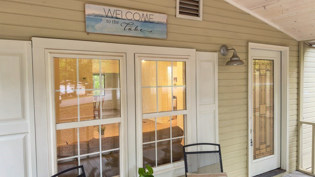 Single Family 3BR 2BA - 600 Lakeside Drive, Blairsville, GA