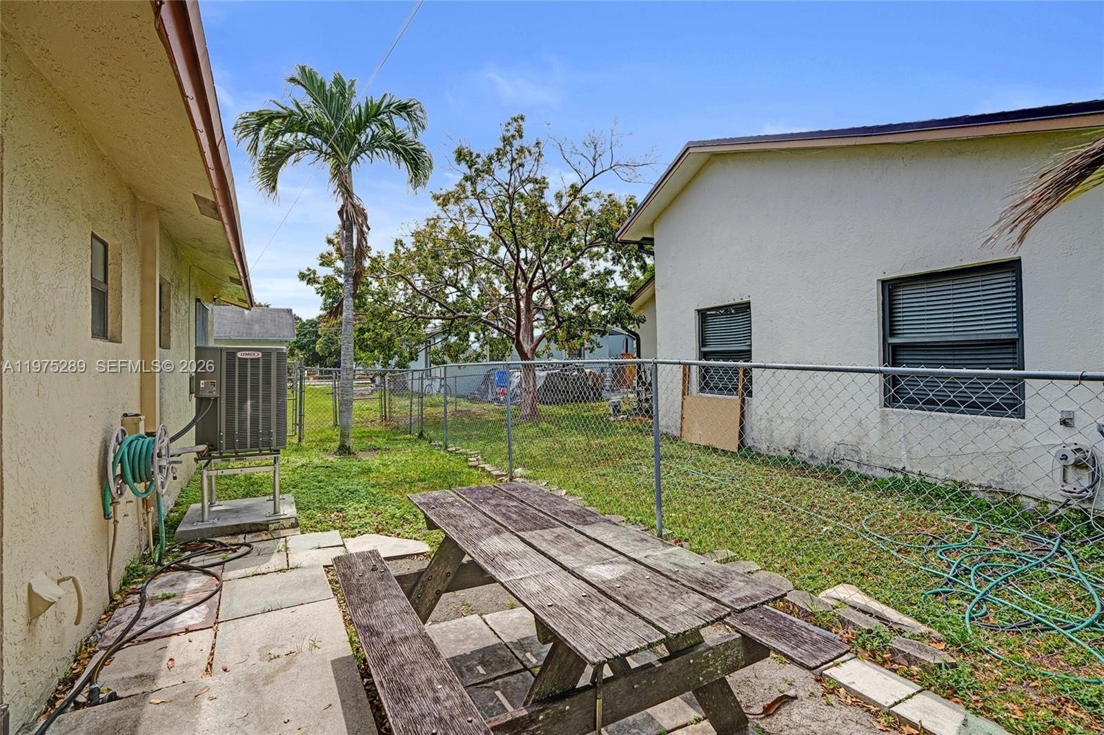 Single Family 3BR 2BA - 215 NW 12th Ct, Dania Beach, FL