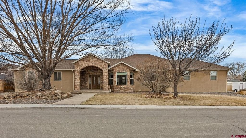 Single Family 4BR 4BA - 66350 Crestview Drive, Montrose, CO