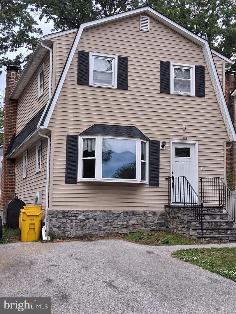 Single Family 4BR 2BA - 1906 WOODSBORO PL, EDGEWATER, MD