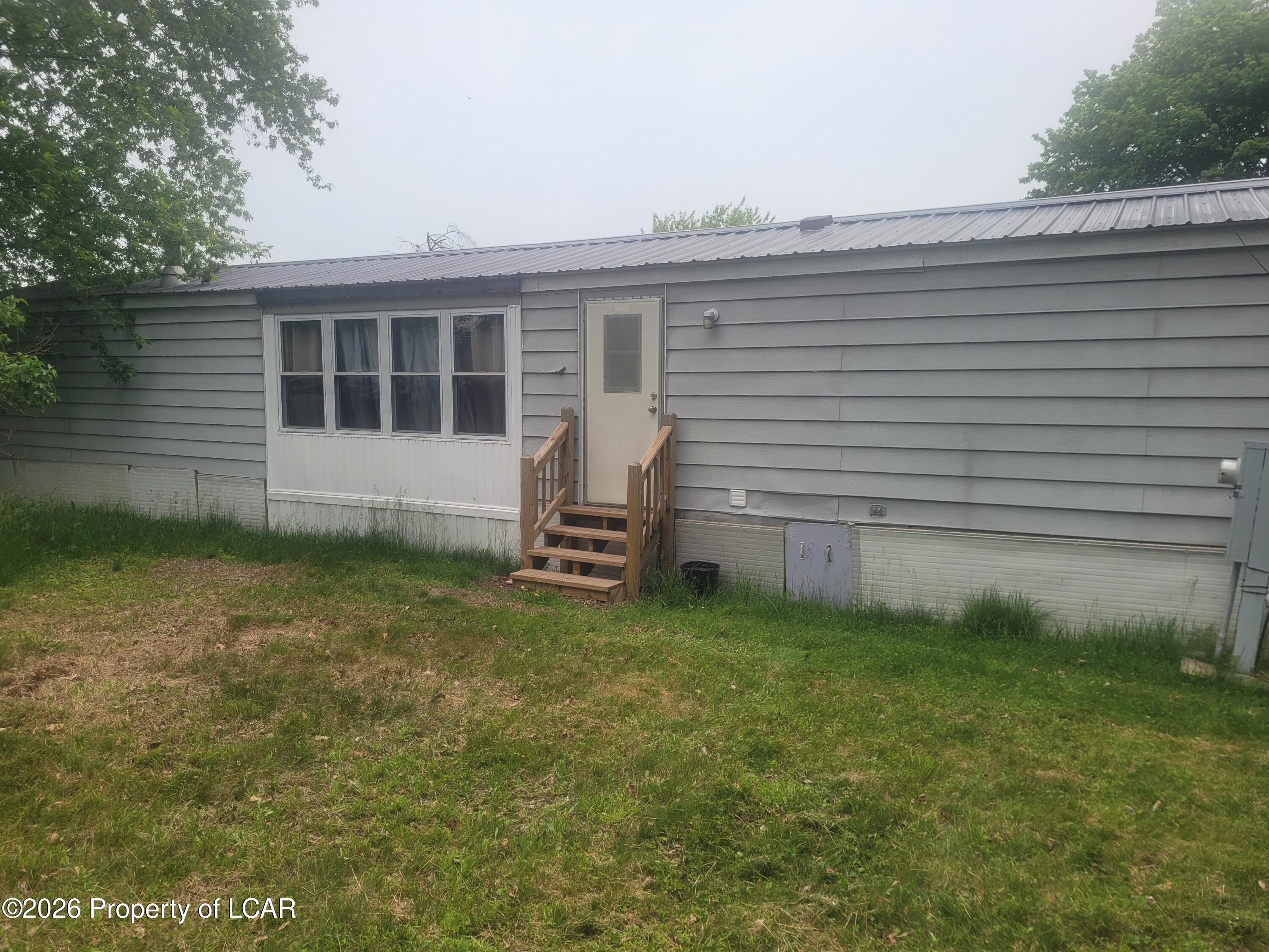 Single Family 2BR 1BA - 266 Silver Maple Lane, Freeland, PA