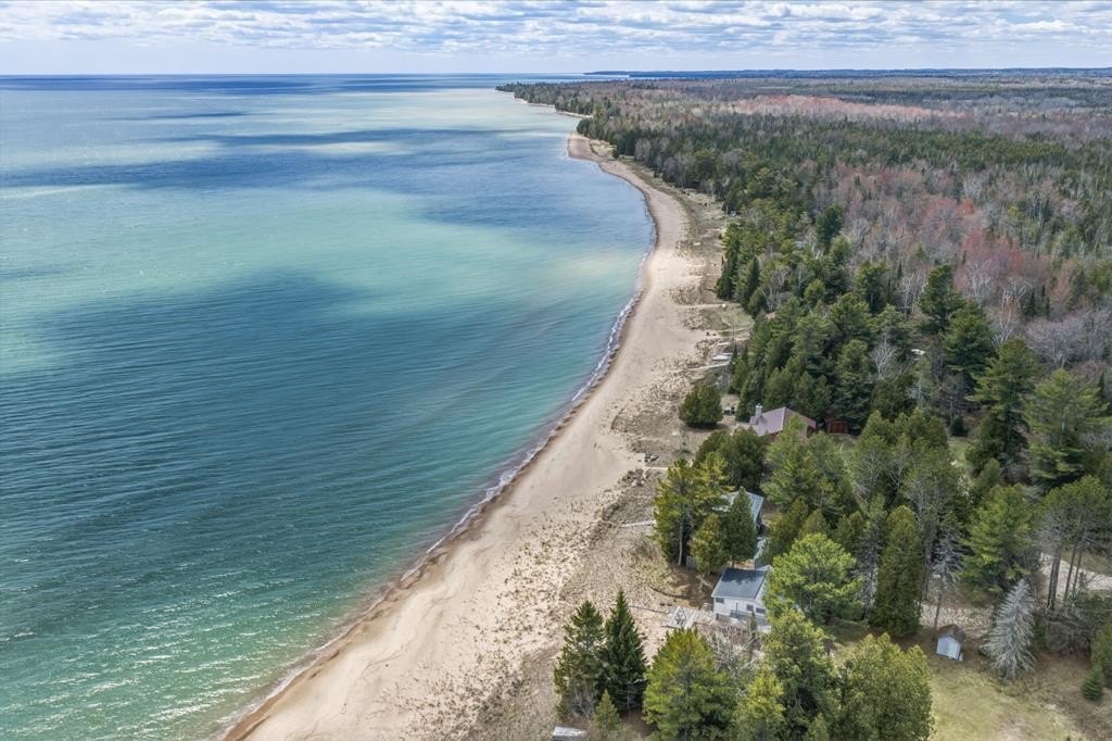 Other 3BR 2BA - 3632 Navarre Ln, Sturgeon Bay, WI