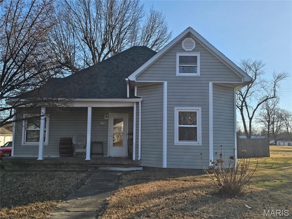 Single Family 2BR 1BA - 507 E Pine Street, Percy, IL