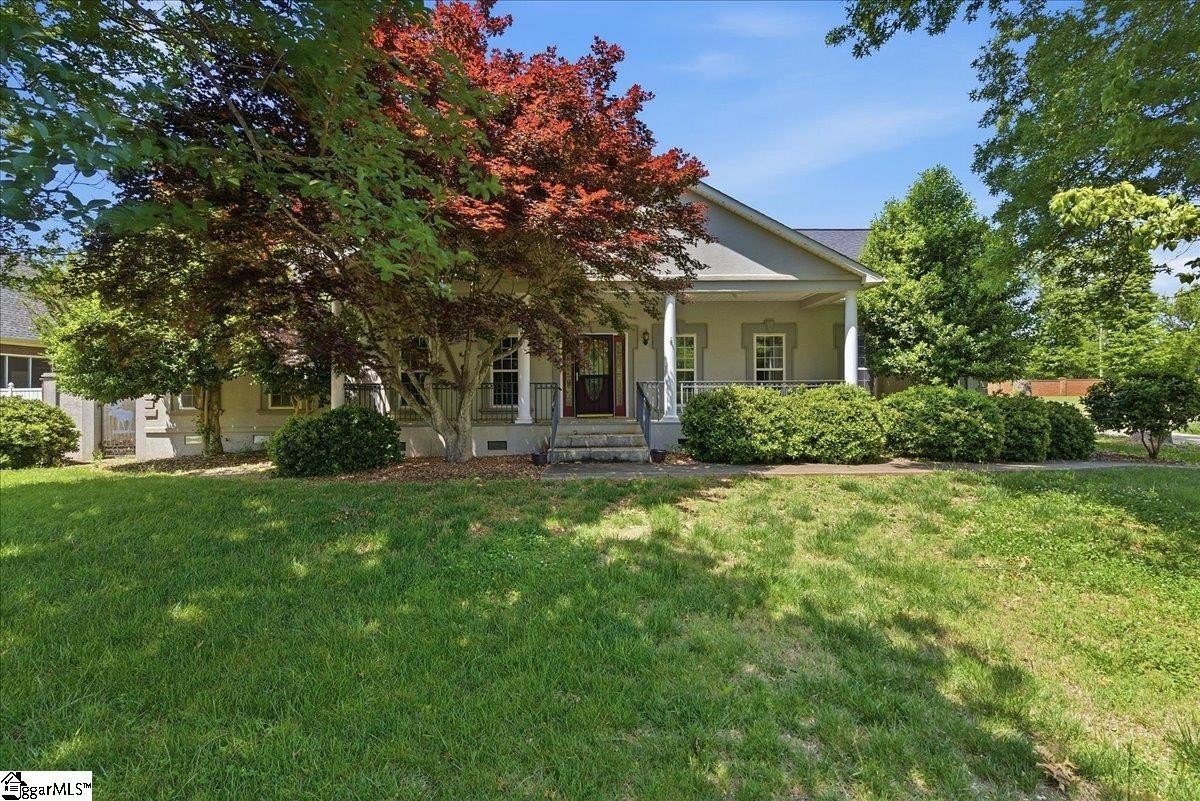 Single Family 4BR 4BA - 212 Watersedge Drive, Boiling Springs, SC