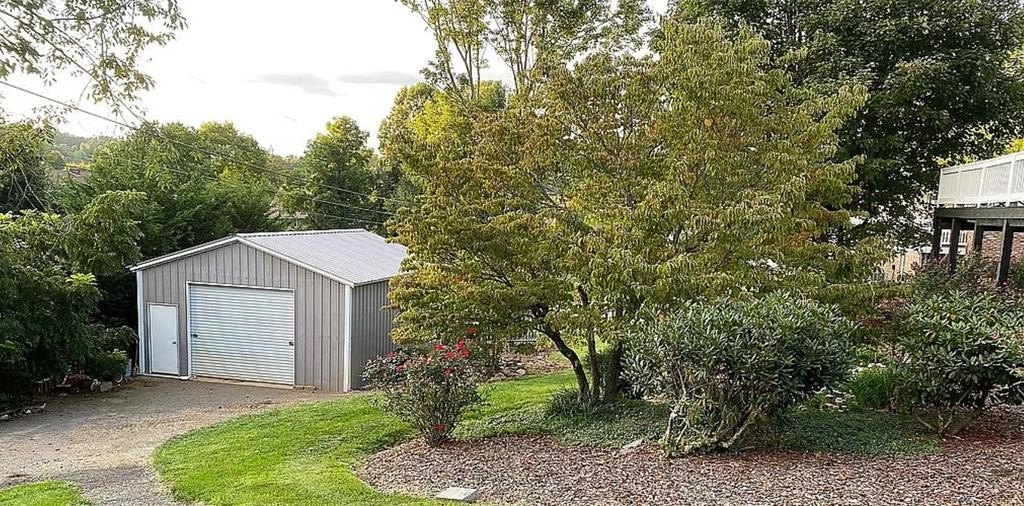 Single Family 4BR 3BA - 16344 Southwood Drive, Abingdon, VA