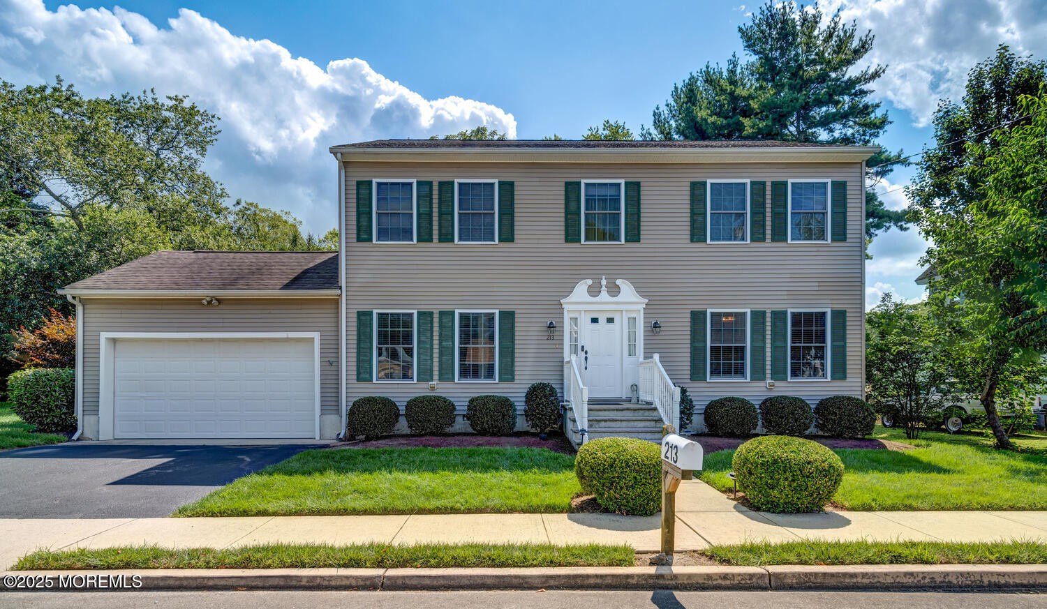 Single Family 4BR 3BA - 213 Western Avenue, Tuckerton, NJ