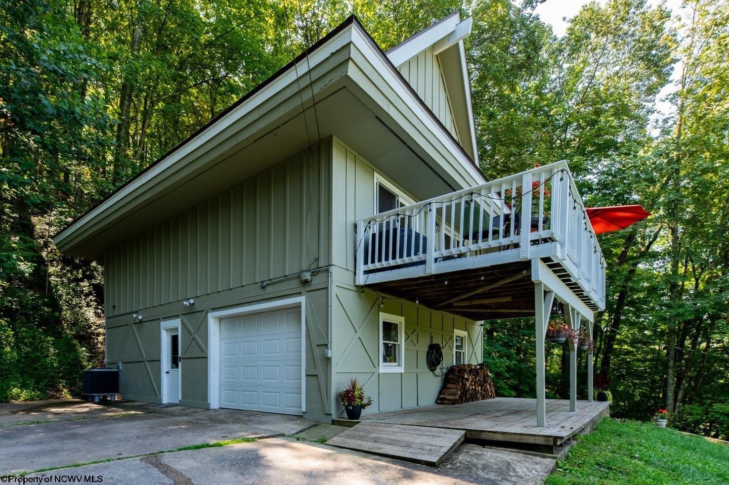 Single Family 3BR 2BA - 2750 Whetsell Settlement Road, Kingwood, WV