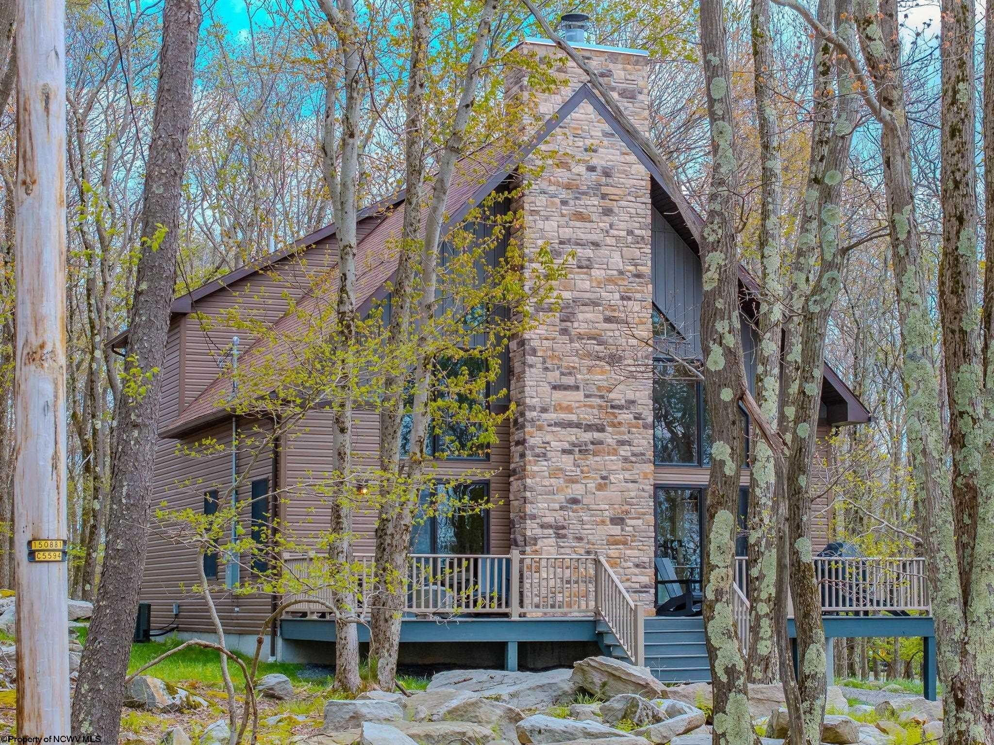 Single Family 3BR 3BA - 134 Day Lily Circle, Terra Alta, WV