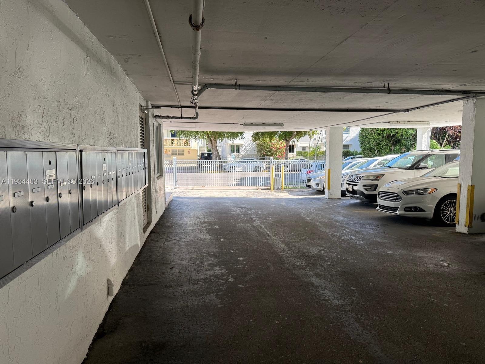 Condo 1BR 1BA - 910 Michigan Ave, Miami Beach, FL